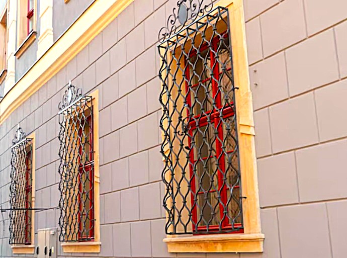 Manufactura de Rejas de Seguridad y Blindaje Perimetral en Hierro para Málaga