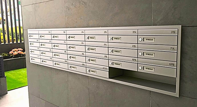 Instalación de buzones para comunidades en La Línea | Antivandálicos - Antipesca