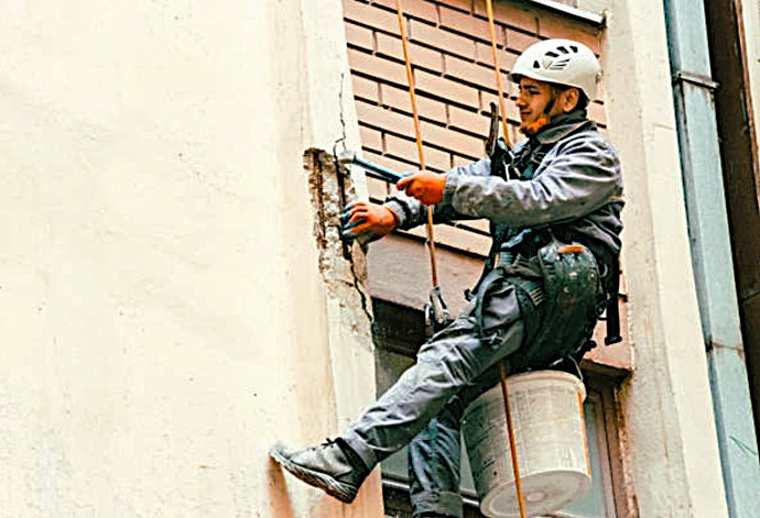 Bio-Resiliencia Constructiva en Valencia | Rehabilitación de Envolventes Europa 9