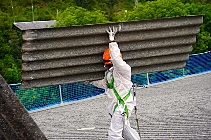 Gestión de Amianto en Valencia | Retirada de Fibrocemento con Europa 9