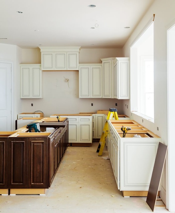 Ofrecemos una Plantilla de Técnicos Cualificados  que Aplican Materiales de alta resistencia y durabilidad.