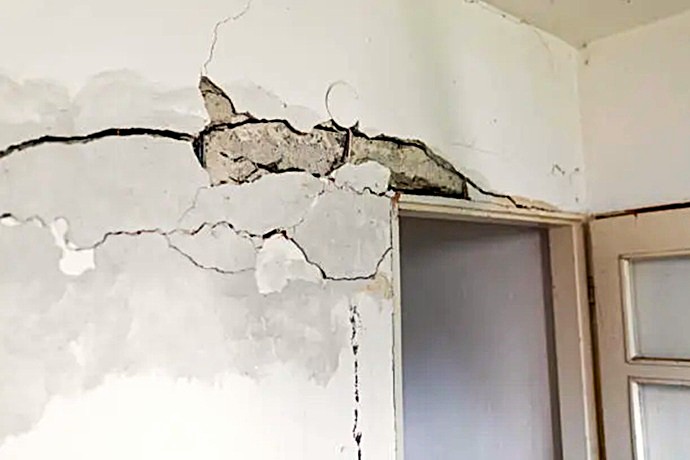 Reparación de fracturas críticas en cargaderos de muros de carga en Valencia por Europa 9.